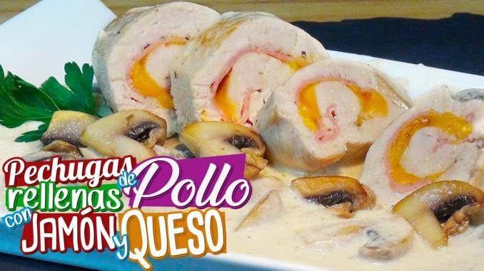 Pechugas de pollo rellenas en salsa de champinones