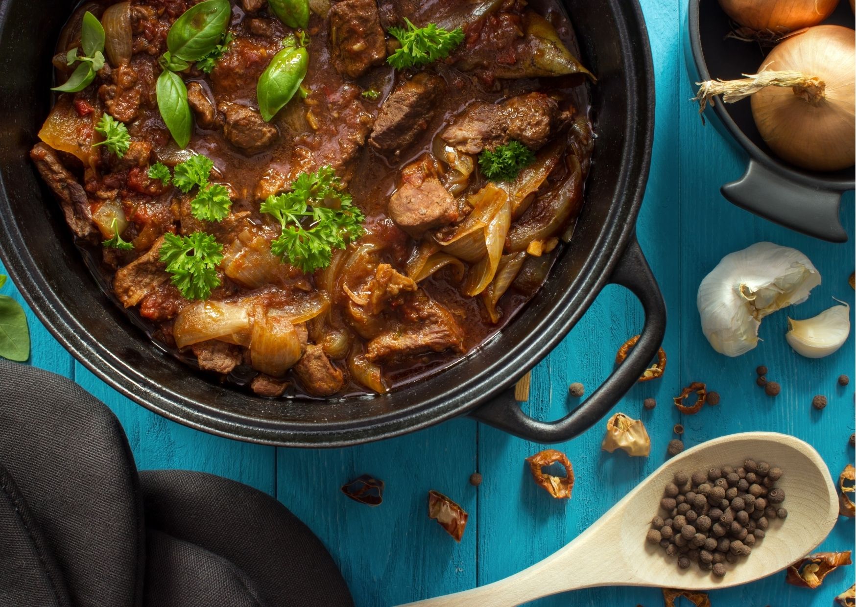 Casserole meat pulp with whiskey sauce