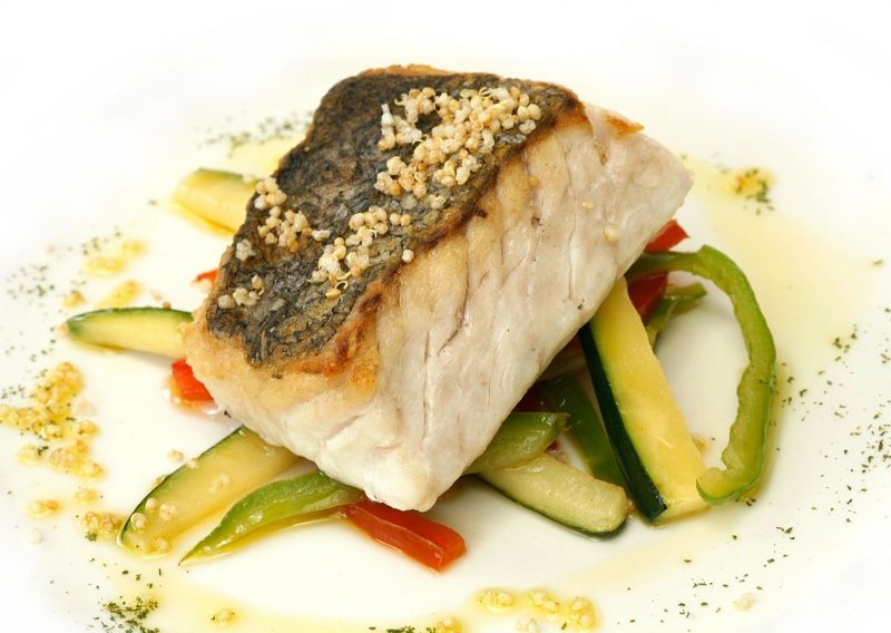 Espetacular plato con merluza